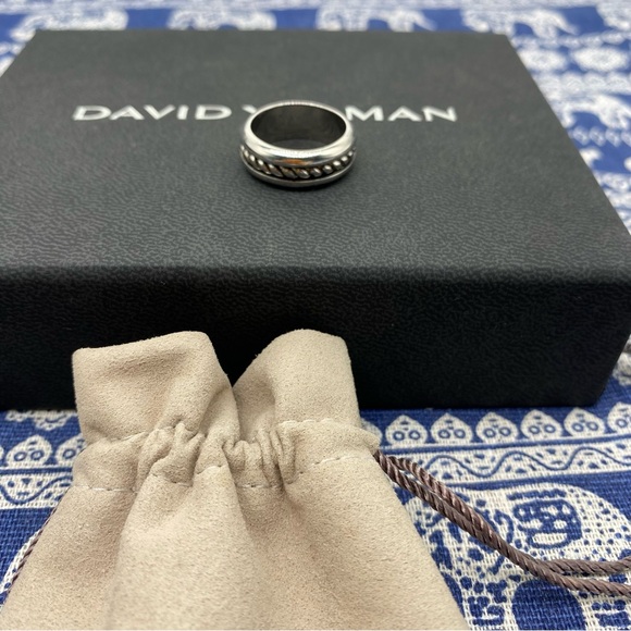 Womens Size 8 Cable Inset Band Ring'in Sterling
Silver - Picture 4 of 9